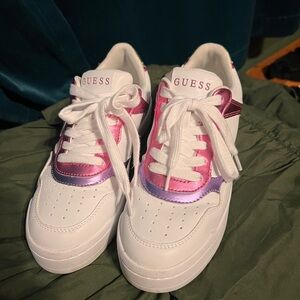 GUESS Women's Miram Platform Lace-up Court Sneakers